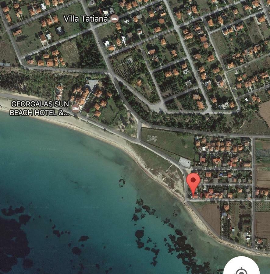 Halkidiki Seafront Beach House Nea Kallikrateia Экстерьер фото