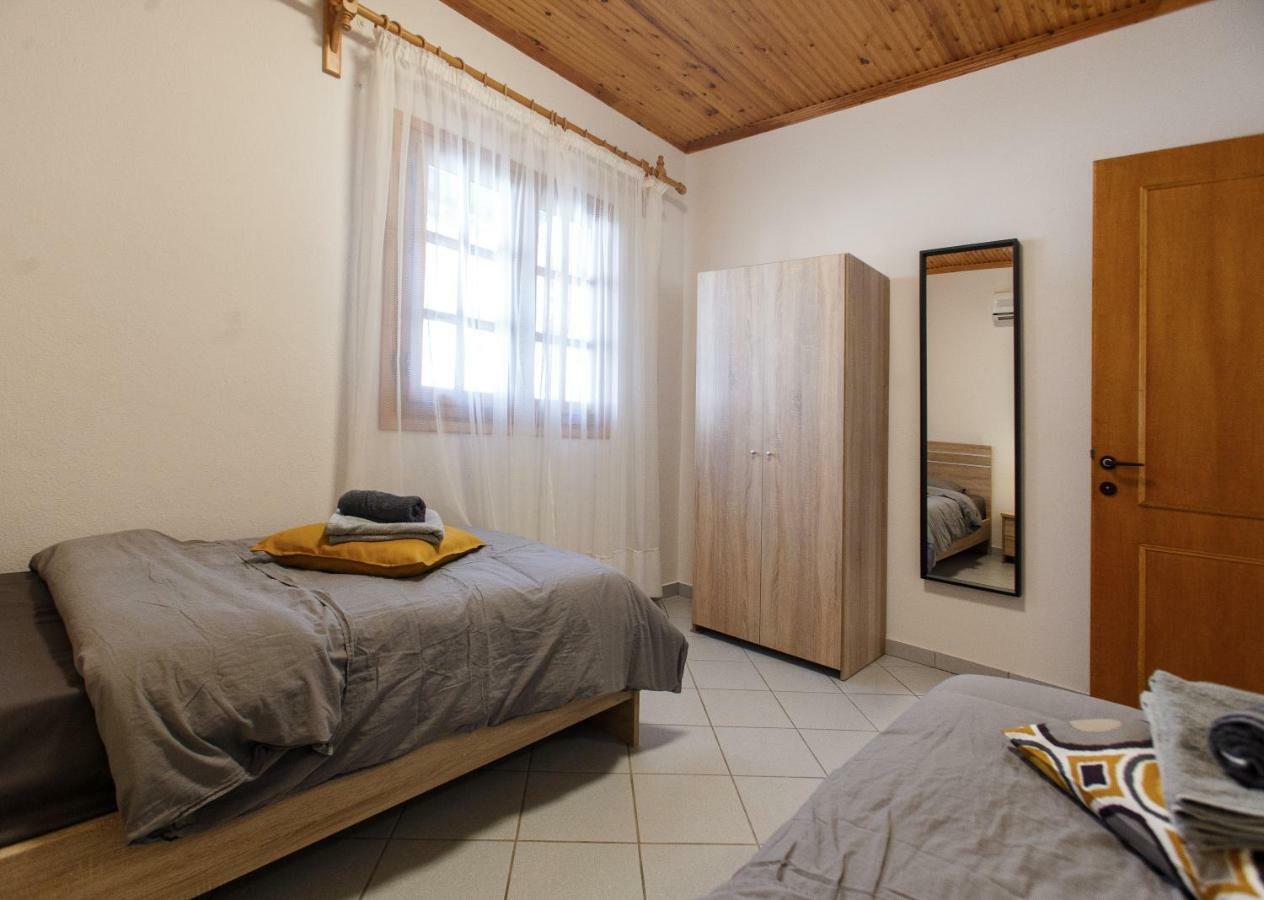Halkidiki Seafront Beach House Nea Kallikrateia Экстерьер фото